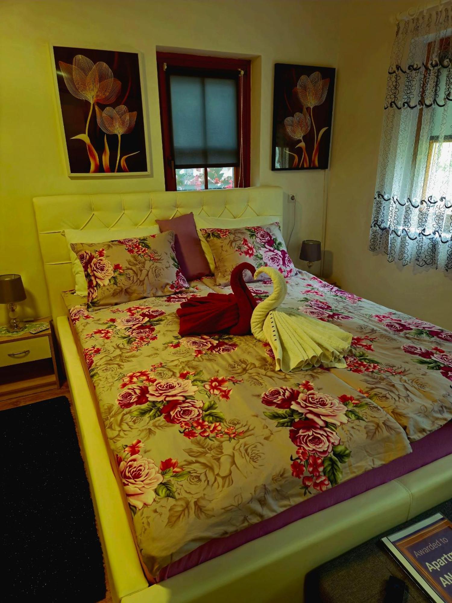 Apartma Anaya Apartment *